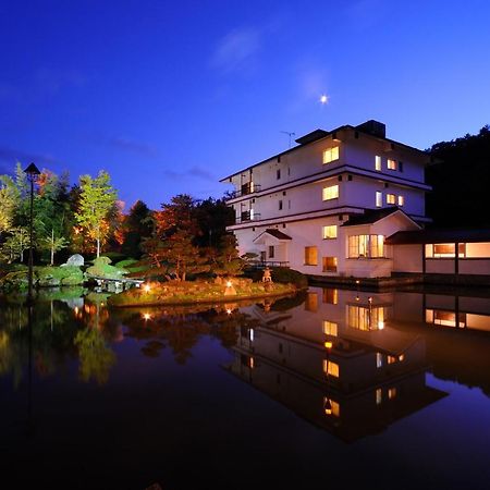 Hotel Onogawa Onsen Kajikaso Yonezawa Esterno foto